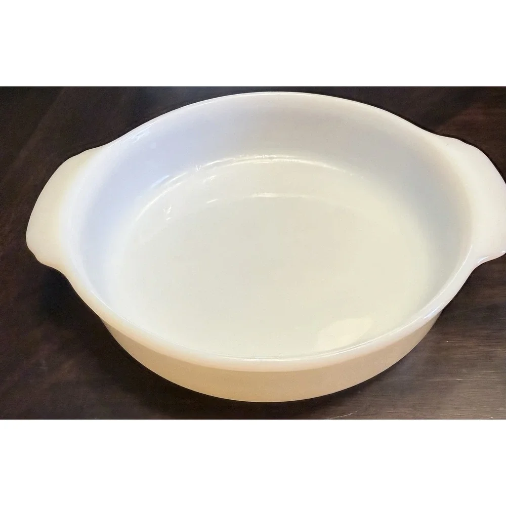 Vintage Fire King Peach Lusterware 8 in round baking Casserole Pan #450
